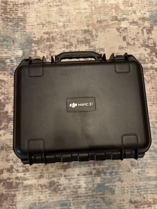 DJI Mavic 3T.