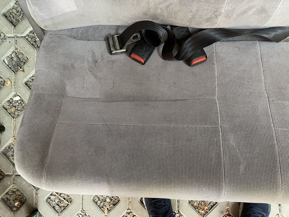 Kanapa Chrysler Voyager II