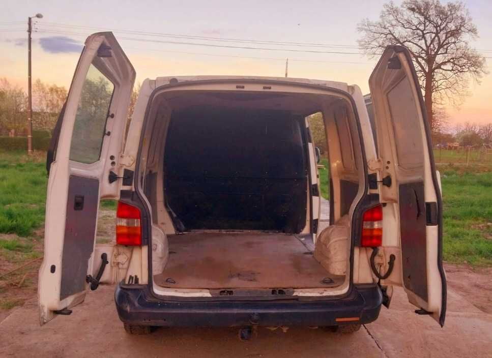 VW Transporter T5 2009r 1,9TDi