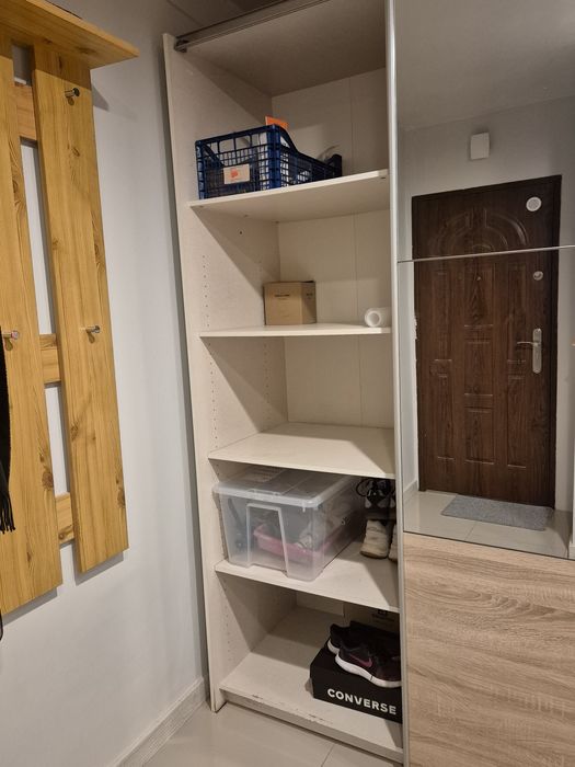 Szafa z drzwiami przesuwnymi | do przedpokoju | 218×154×60 | używana