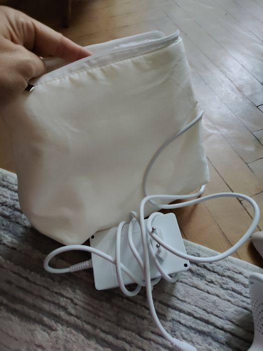 Depilator IPL Philips Lumea BRI977/00 używany.