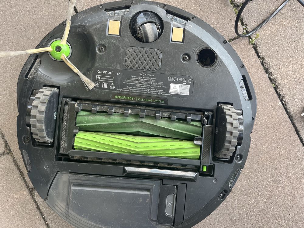Irobot ROOMBA i7