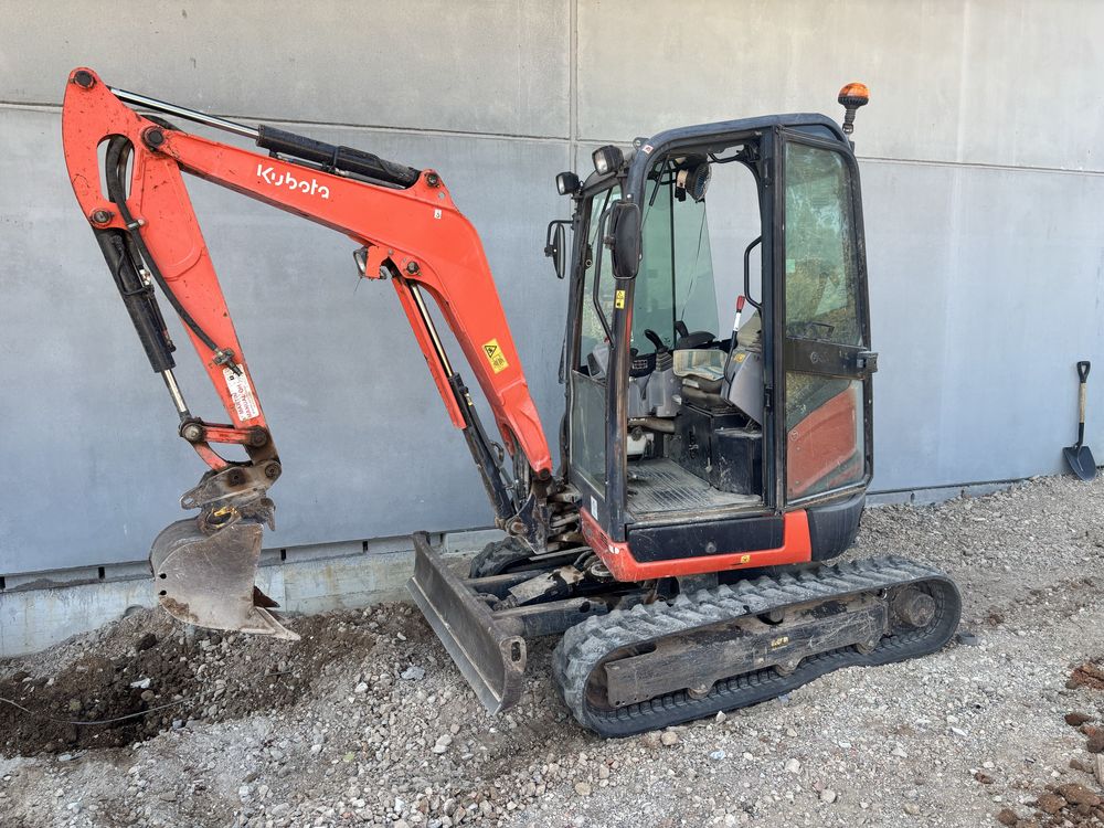 Vendo minigiratoria kubota U27