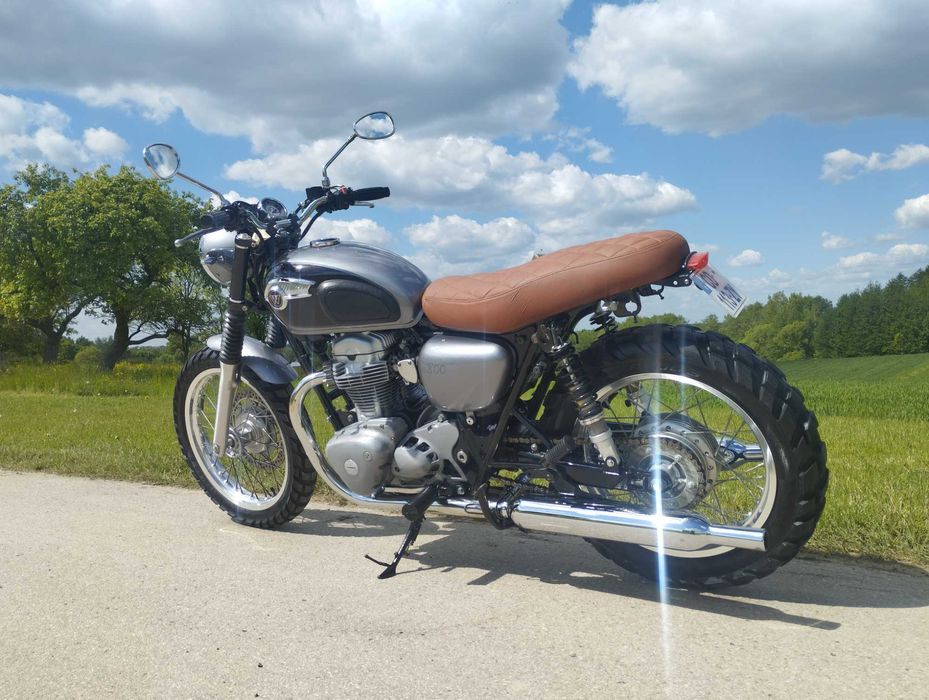 Kawasaki w800 Cafe racer scrambler A2 Bonneville Vulcan Virago