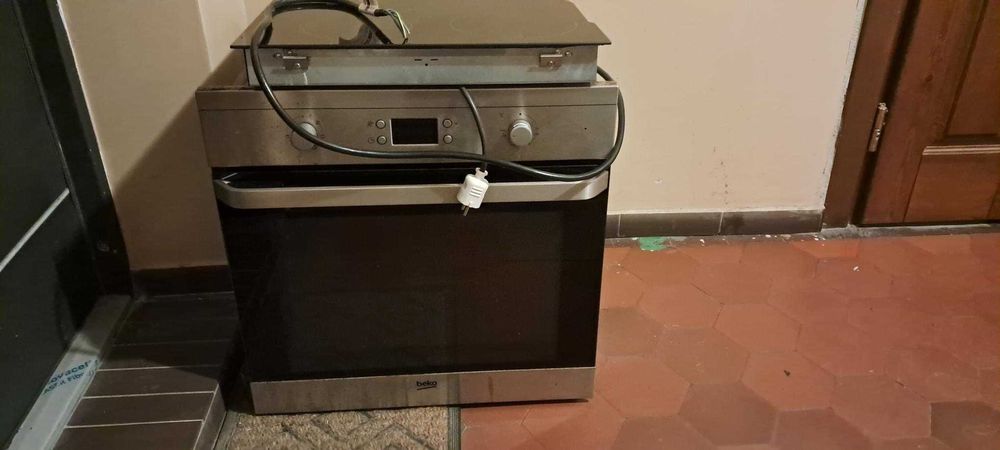 Piekarnik BEKO w pełni sprawny oddam za pięć dyszek.