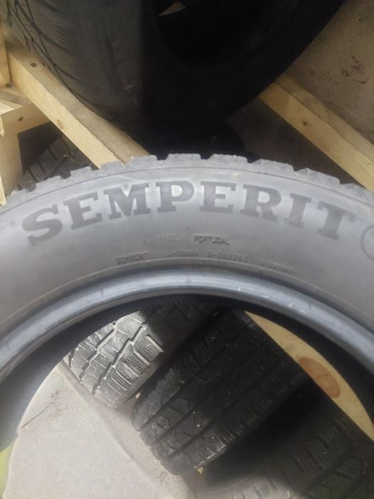 Пара зимової гуми зима зимня Semperit R16 205 60