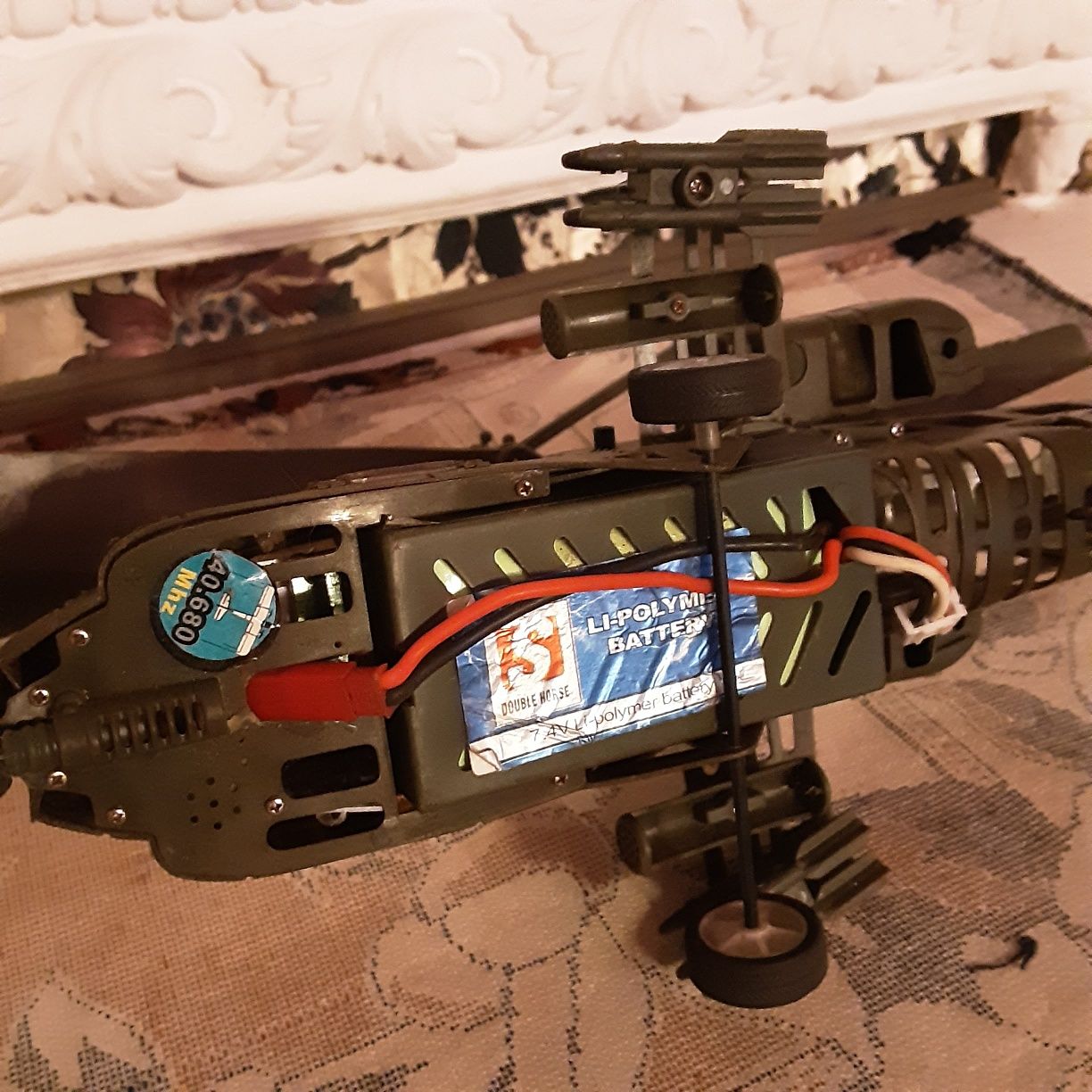 Вертолет игрушка с радиоуправлением