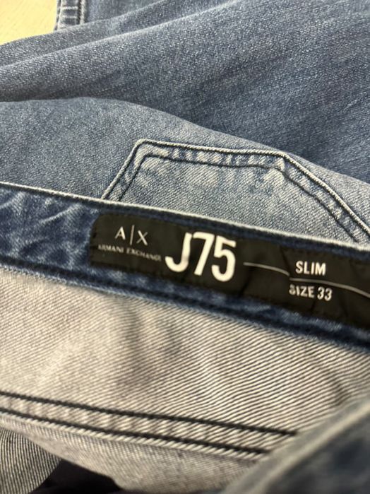 Продам джинси Armani Exchange