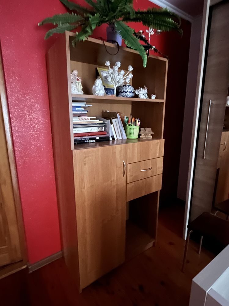 Sprzedam zestaw mebli