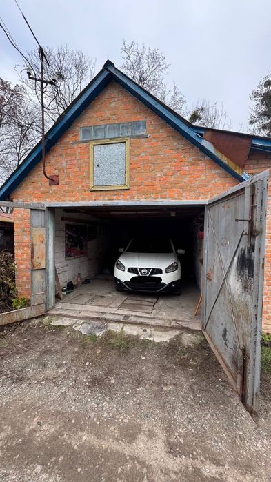 Продам Гараж(м.Ромни )