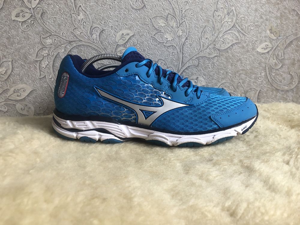 Як нові, кросівки Mizuno Wave для волейболу бігу залу 42,5 42 27 26,5