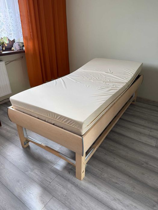 Łóżko rehabilitacyjne regulowane