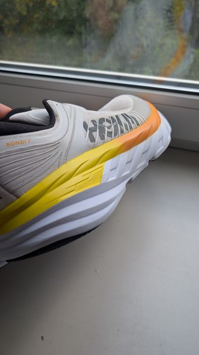 Hoka bondi 7 бігові 46 (29.5)