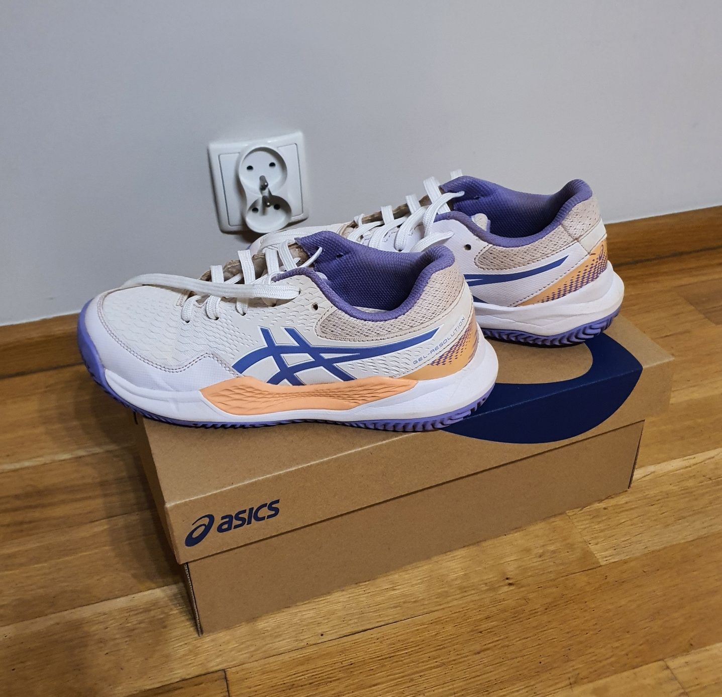 Buty tenisowe juniorskie Asics Gel Resolution 9GS Clay, rozmiar 35,5