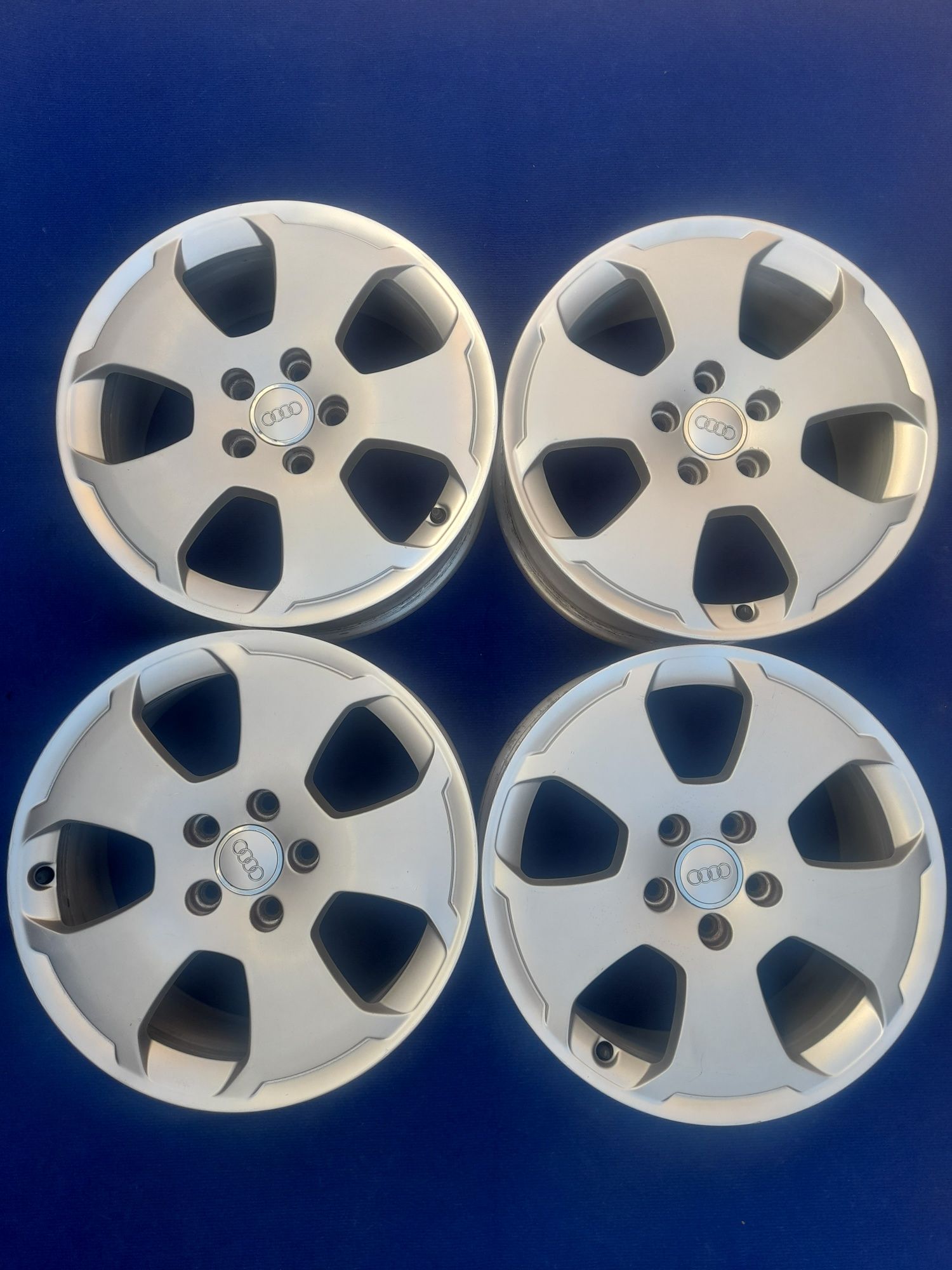 4 Jantes 17 5x112 Audi VW Seat Skoda Golf A3 Leon Caddy Octavia