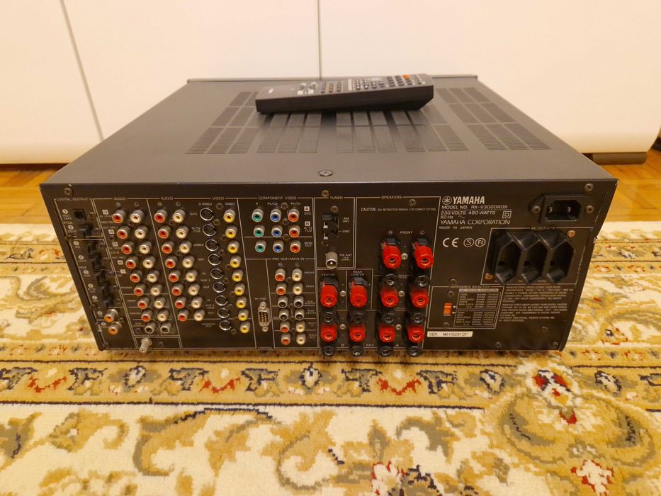 Yamaha RX-V3000 Pilot Potężny Amplituner
