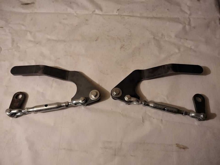 Dźwignia dolnego otwierania burty - dolny wysyp - nowa - PRODUCENT