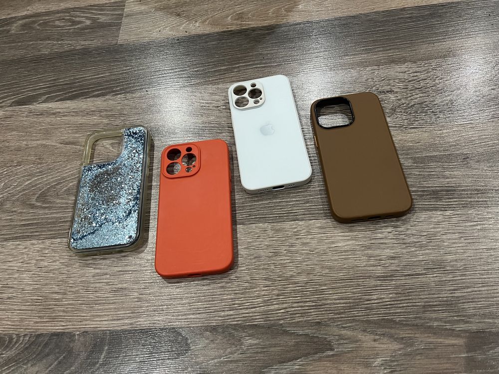 Чехол на iPhone 13 pro