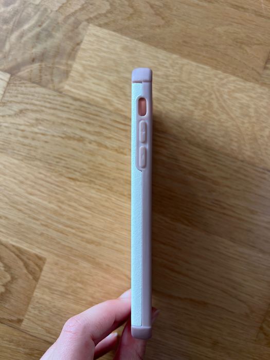 Capa de telemóvel iPhone X branca e rosa avião