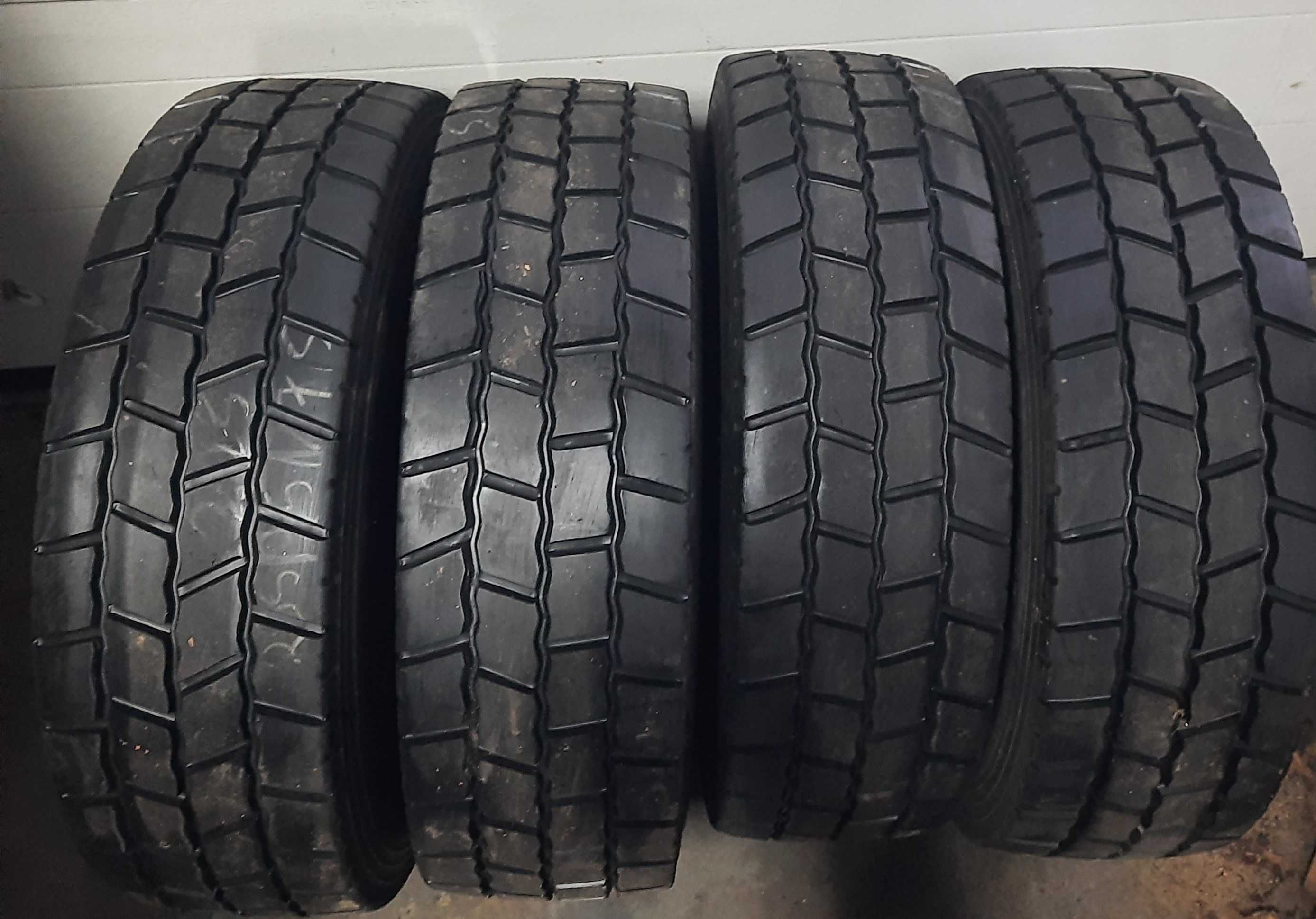 235/75R17.5 Bridgestone Napęd