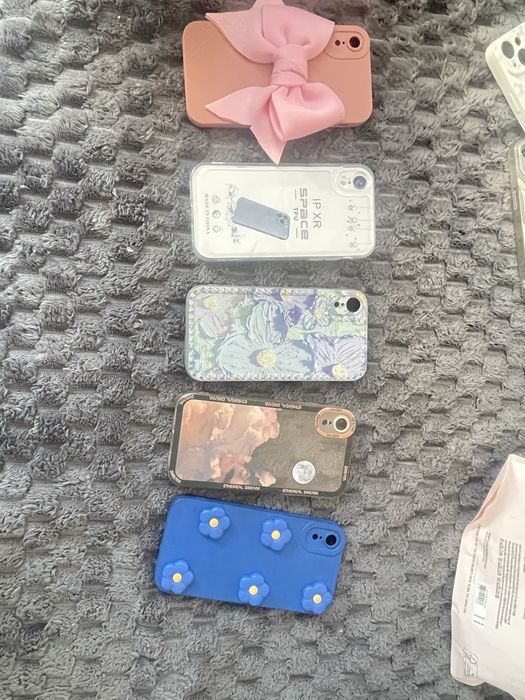 Продам чохли на айфон  XR