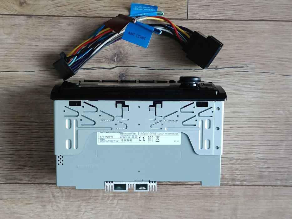 Kenwood KMM-105AY radio USB MP3 AUX