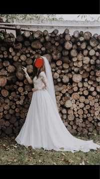 Весільна сукня зі шлейфом, Свадебное платье