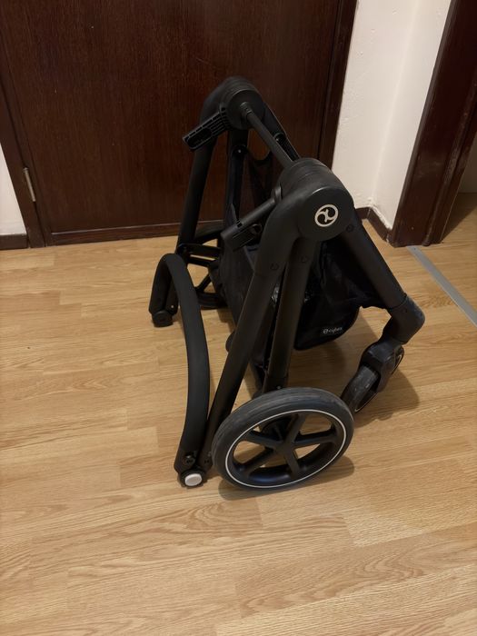 Carrinho bebe cybex EOS