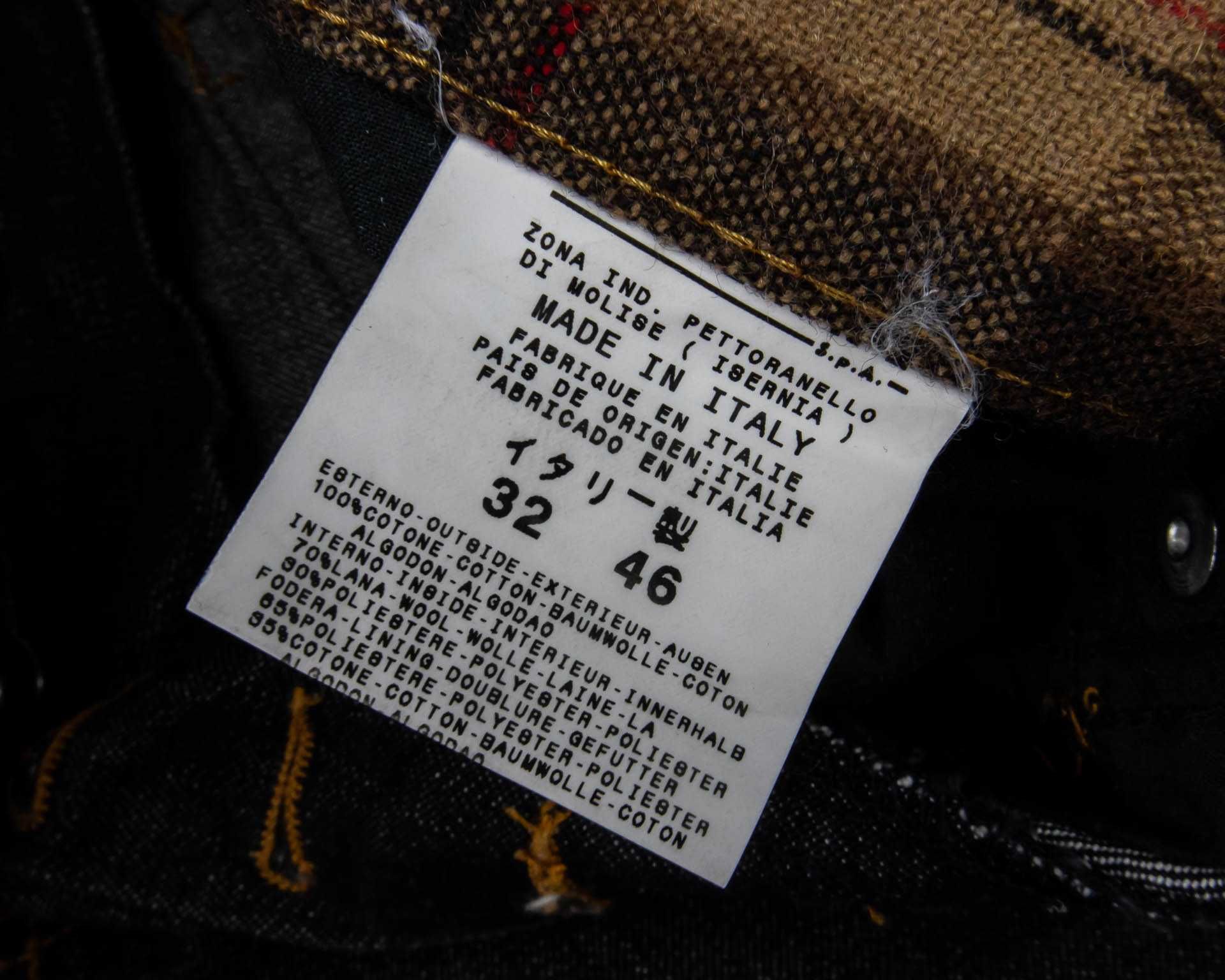 Крутые плотные джинсы от Dolce&Gabanna.Размер S