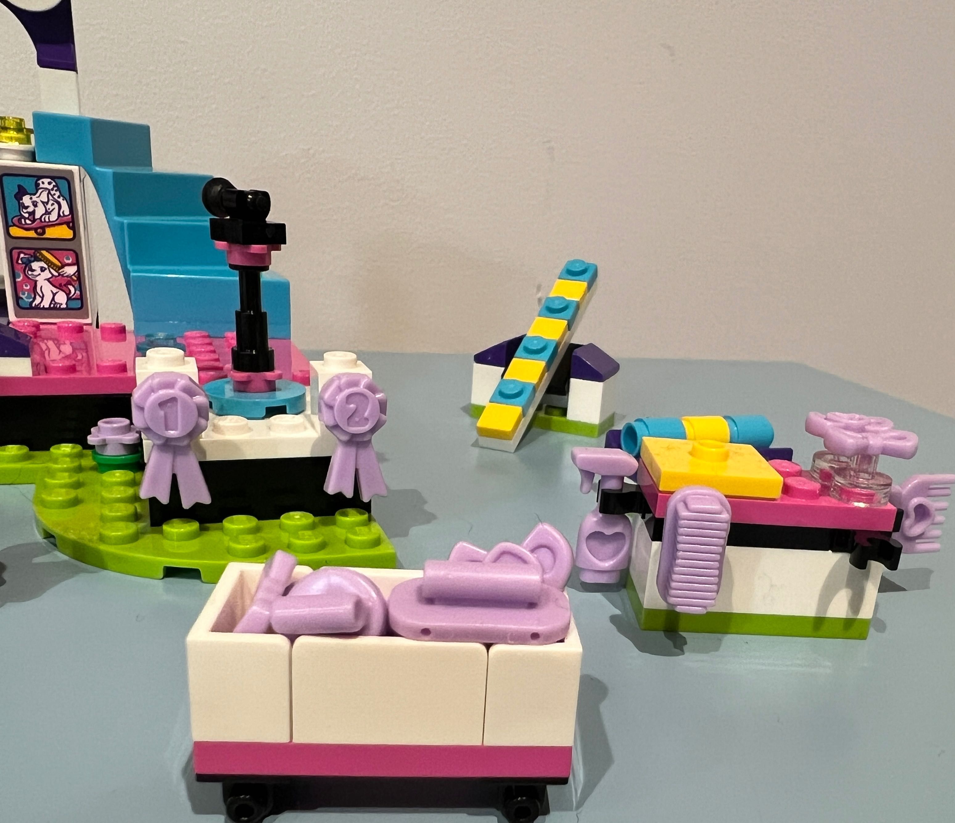 Klocki LEGO Friends Mistrzostwa szczeniaczków 41300