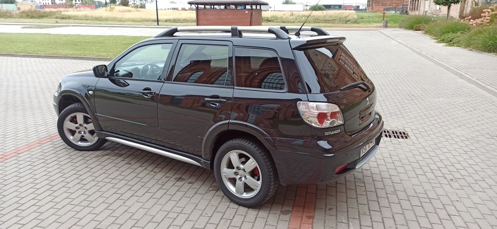 Mitsubishi Outlander 2.0 4x4 gaz Doinwestowany 2007rok