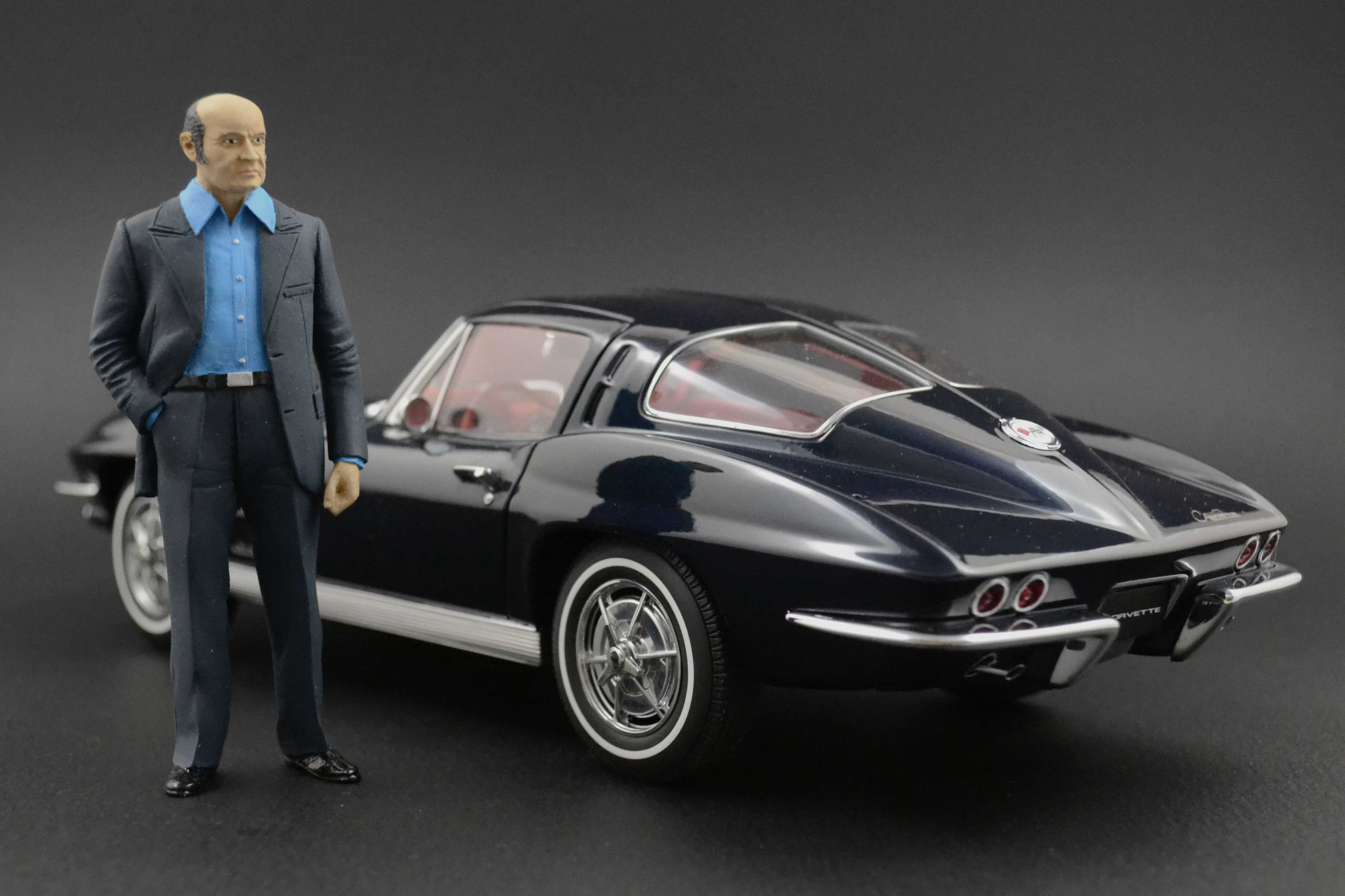 Bill Mitchell Figurka 1:18 AutoArt Chevrolet Corvette Stingray RAR