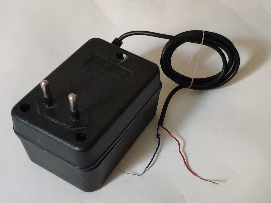 Блоки питания 2.8, 9, 10, 12В