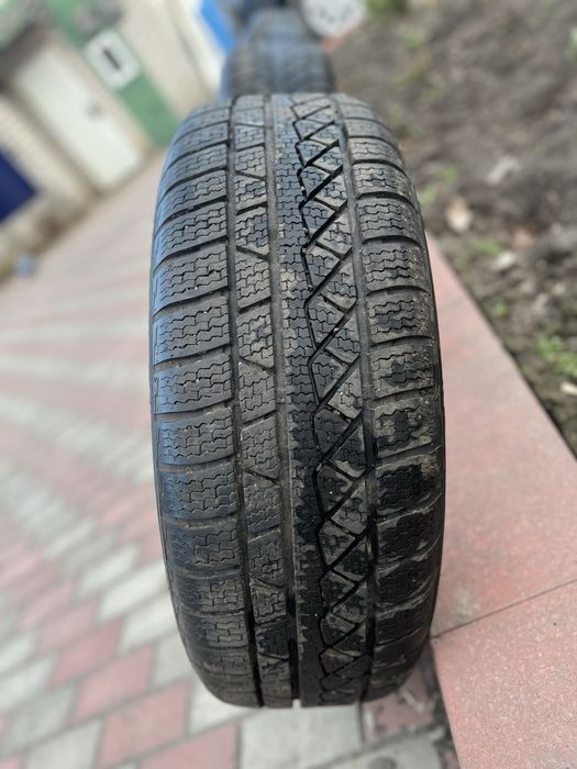 Продам оригінальні диски з резиною KIA 225/60 R17 225/60/17