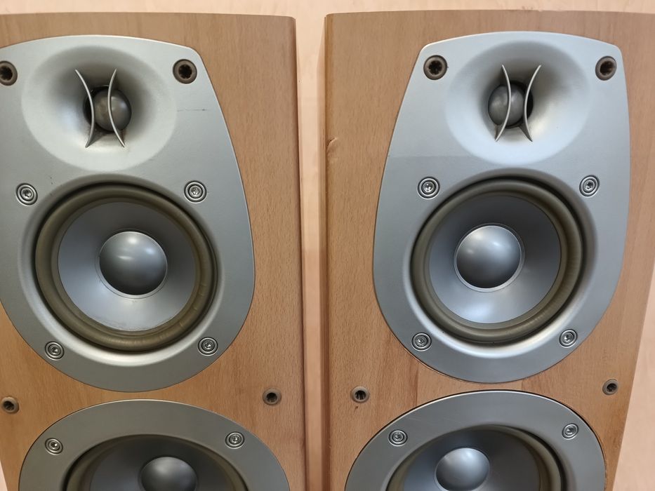 Kolumny podłogowe renomowanej amerykańskiej firmy infinity model Beta