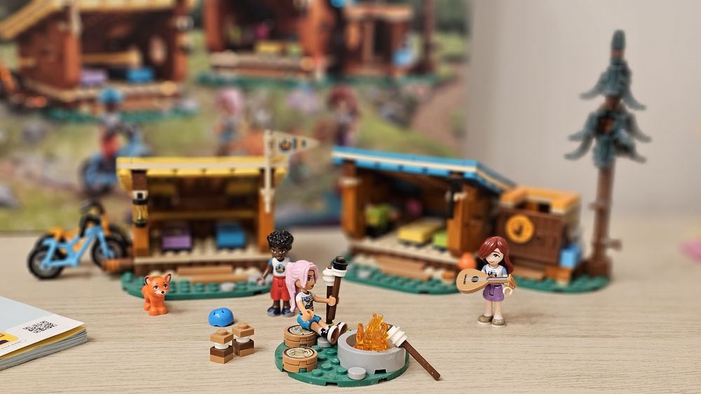 Lego 42624 przytulne domki na letnim obozie