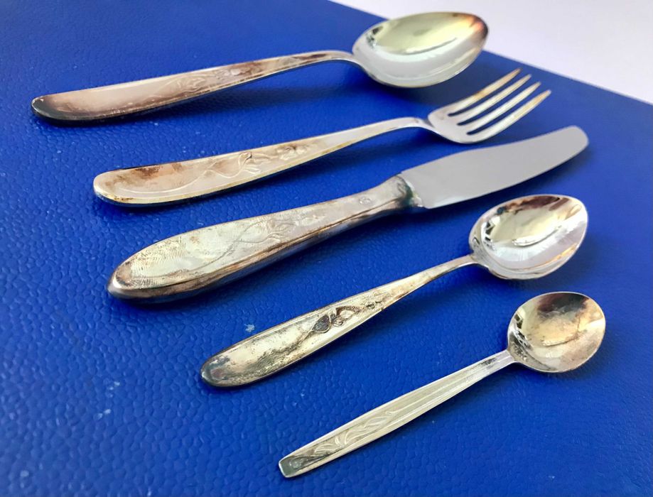 Komplet sztućców Jubiler Hefra Met 90 + widelczyki, w. angielski. Stan