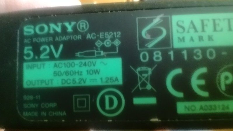 Ładowarka MP4 Sony Adaptor AC E5212