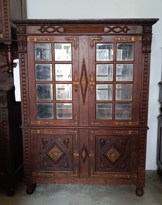 Armário/vitrine estilo Holandês