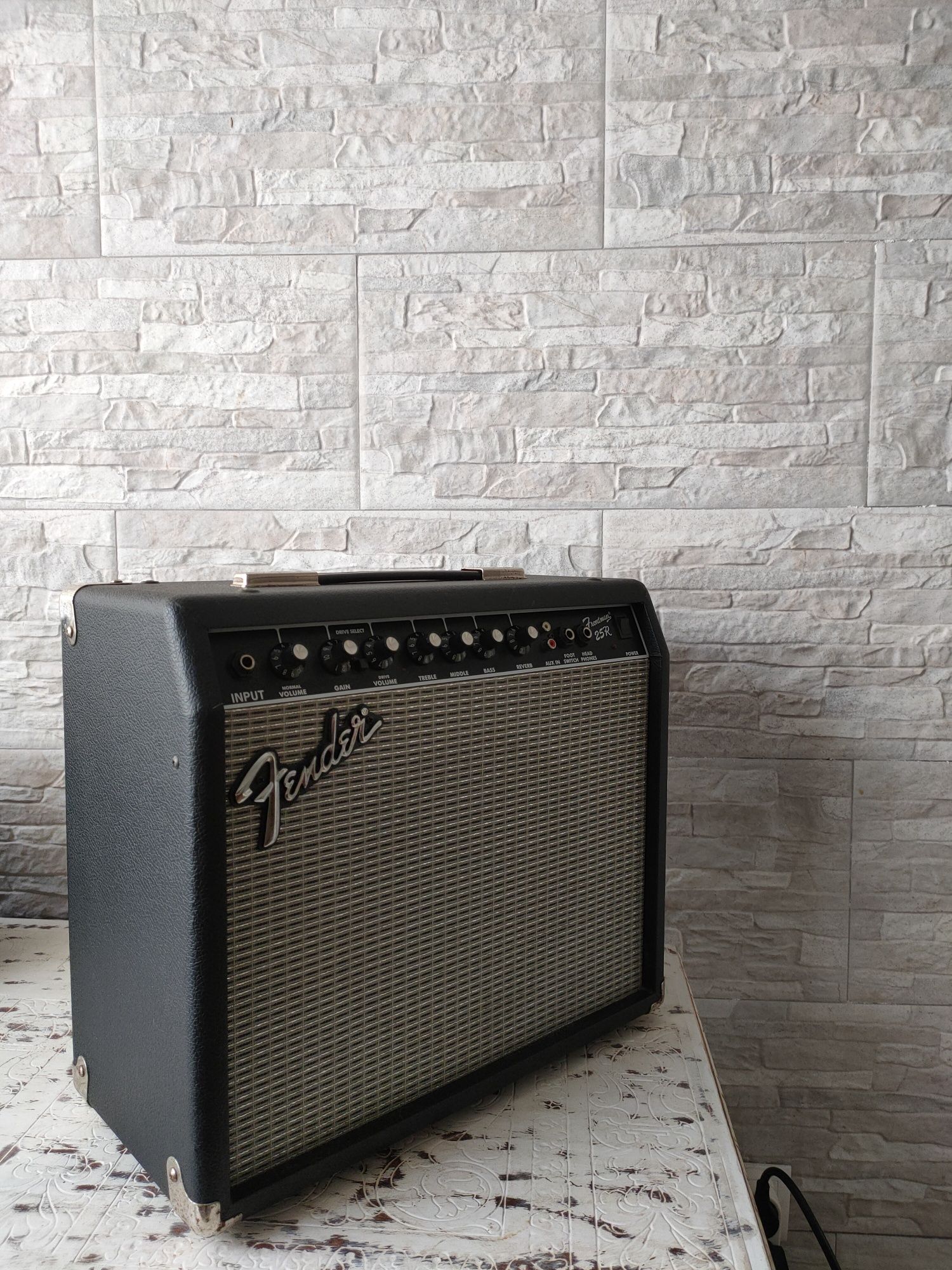 Fender Frontman Combo