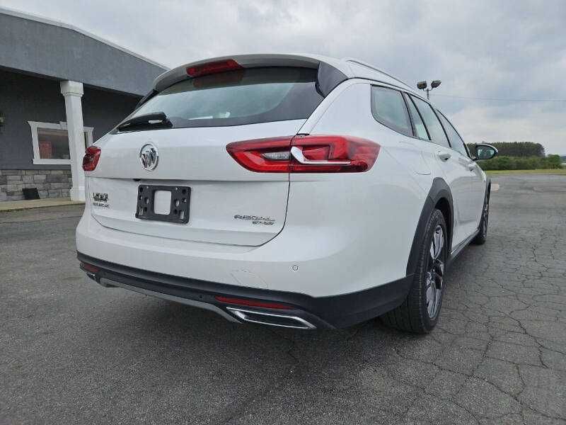 2018 Buick Regal TourX