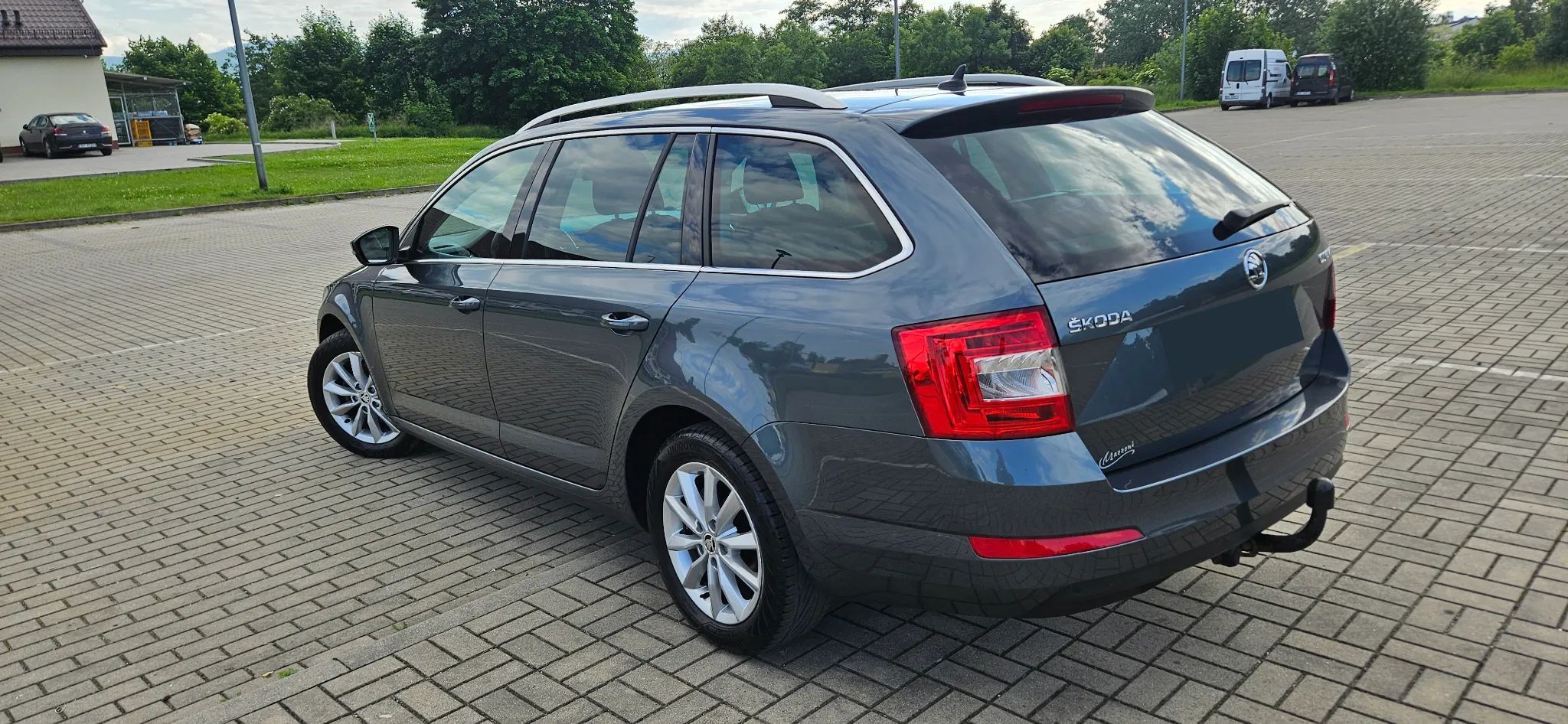 Skoda Octavia 1.0benzyna 115KM/automat/navi/KAMERA/asystenci/bezwypadkowa/ZADBANA