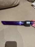 Szczelinówka Dyson z diodami LED koncówka szczelinowa V15