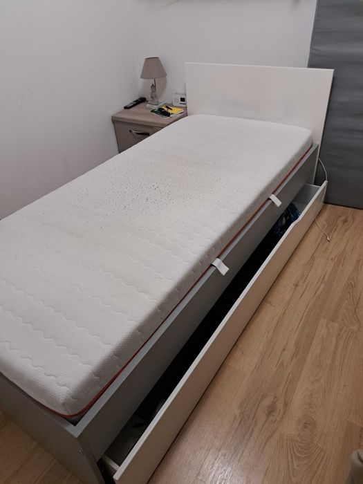 REZERWACJA Oddam łóżko z szufladą