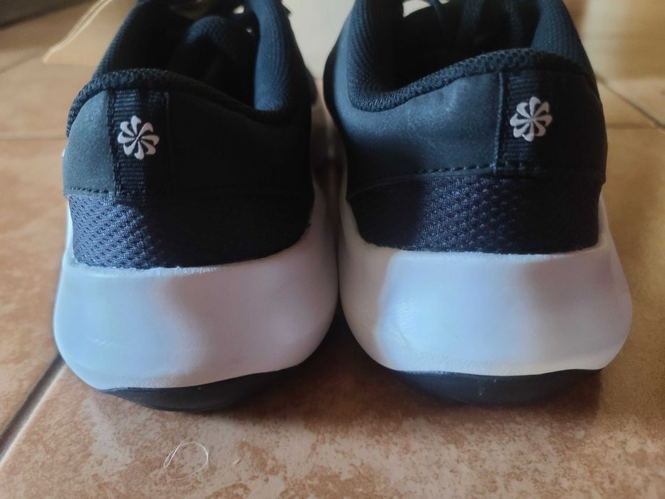 Кросівки чоловічі Nike р. 44-44,5 чорні довж устілки 28,5 см Індонезія