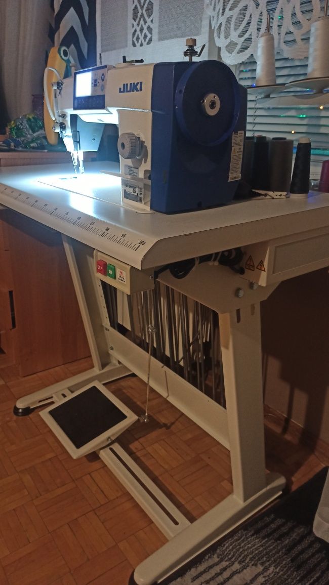 Przemysłowa JUKI DDL8000A
