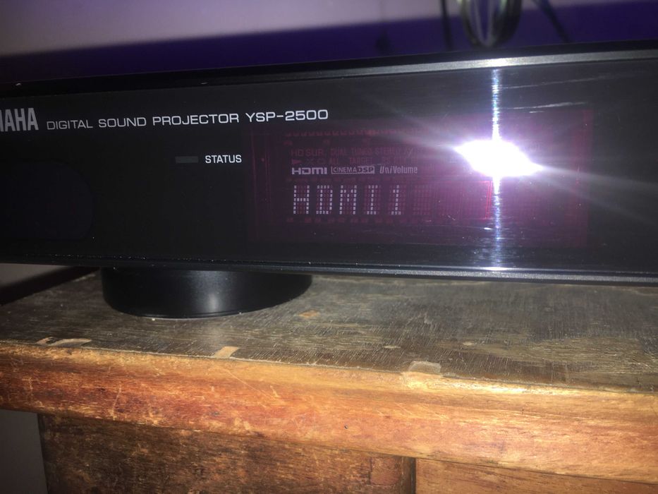 Yamaha YSP-2500 Soundbar