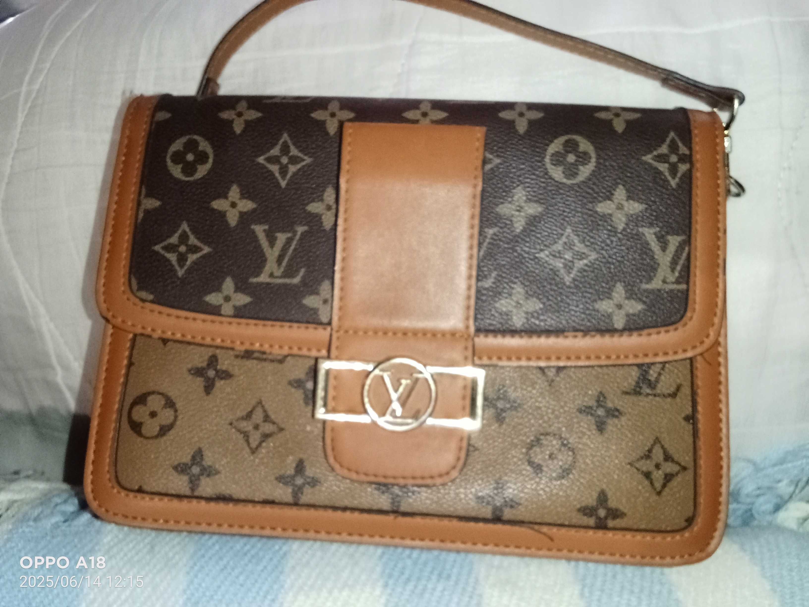 Carteira Louis Vuitton