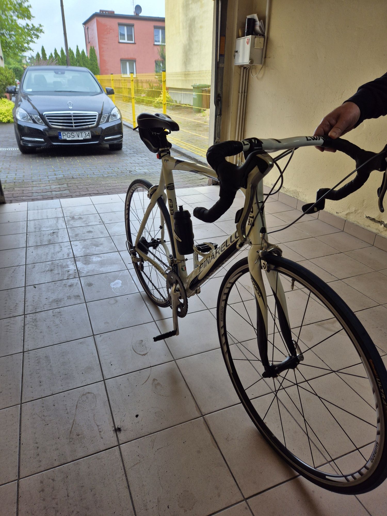 Rower szosowy Pinarello Carbon F3:13