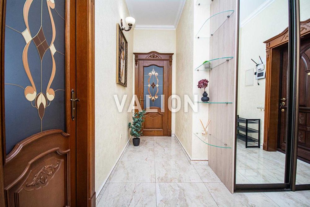Продаж видової 2к квартири Зарічний,  Зарічна 1Б, м.Славутич, Осокорки